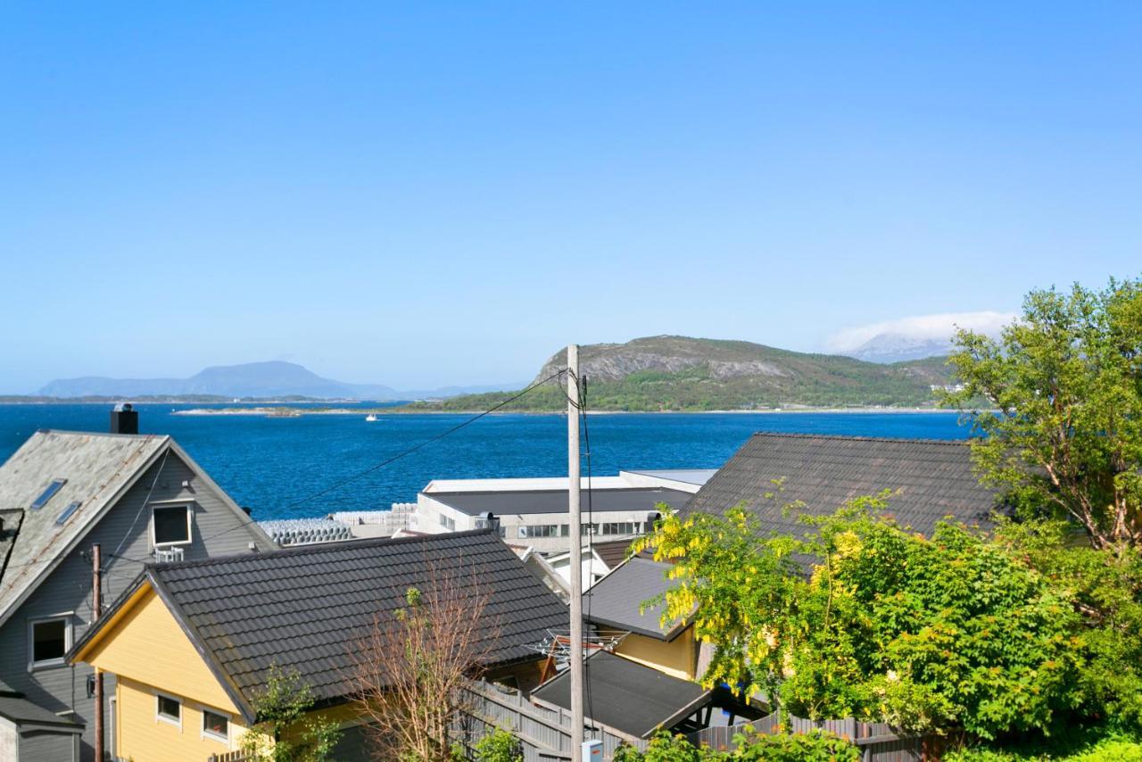 Sentrum Leilighet Ålesund Extérieur photo