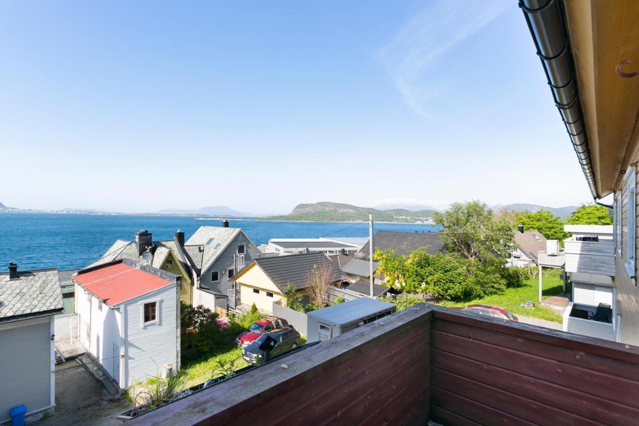 Sentrum Leilighet Ålesund Extérieur photo